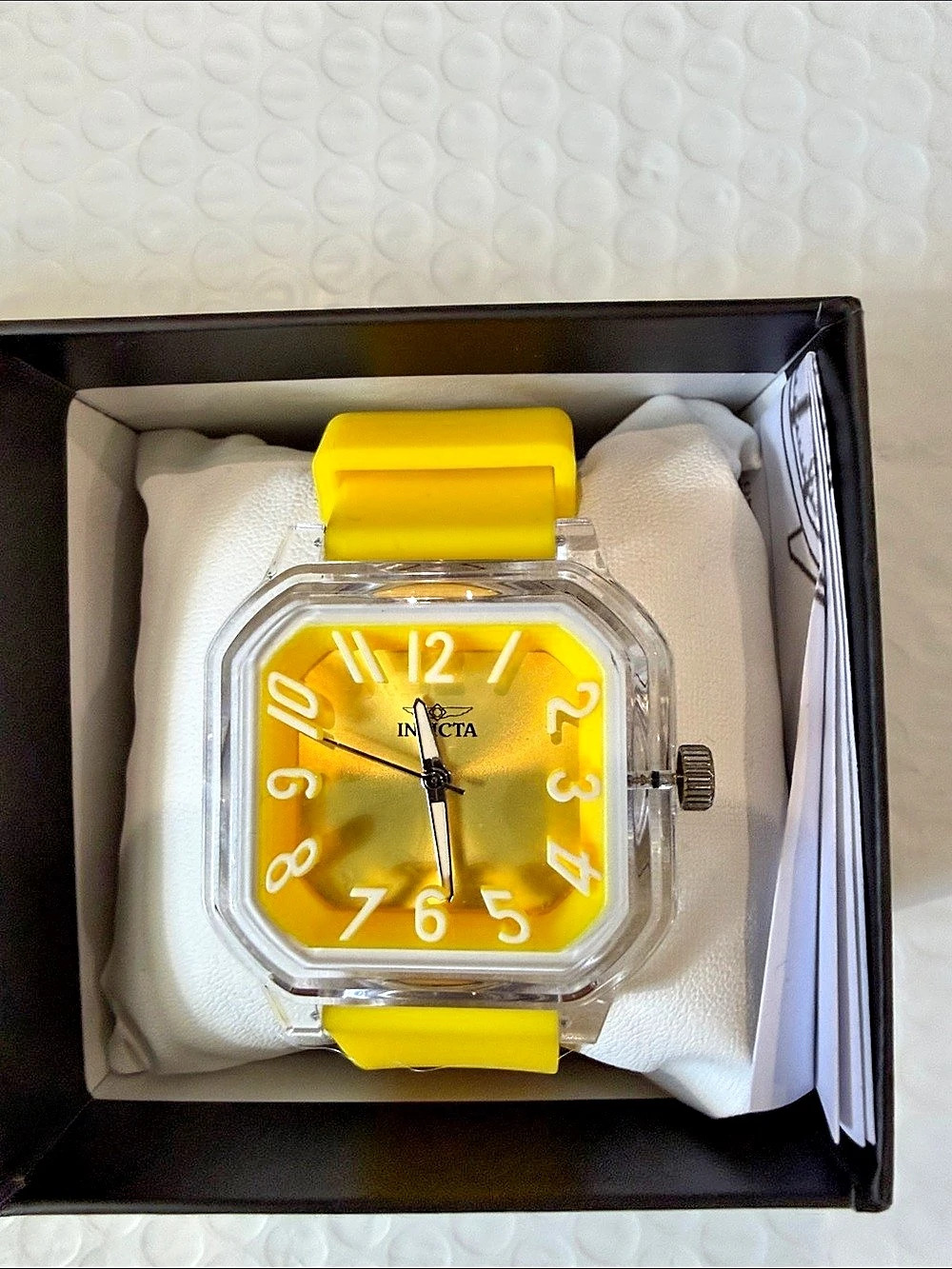 Celestial Lady
Model 70320 Ladies Watch